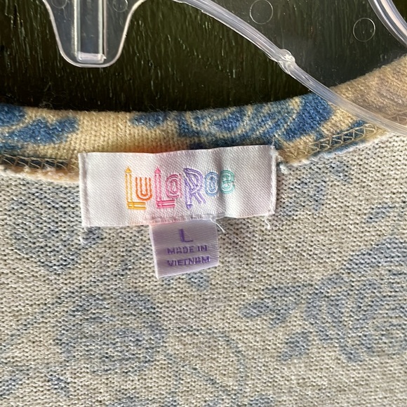 Lula Roe Sarah duster - Picture 2 of 3